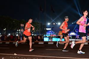 BIB: 2105
                            <button type="button" onclick="openModal(15063455)" class="btn btn-primary btn-sm float-right btn-popup" data-toggle="modal" data-target=".modal-high-quality">
                        <i class="fas fa-shopping-cart"></i> Add to Cart
                    </button>
                                            <button type="button" onclick="isThisMe(15063455, true)" class="btn btn-success btn-sm float-right btn-popup btn-isme hidden" data-toggle="tooltip" data-placement="bottom" title="นี่คือรูปของคุณใช่ไหม คลิกที่นี่เพื่อเอาเข้าอัลบั้ม">
                        <i class="fas fa-plus"></i> Add to album
                    </button>
                    <button type="button" onclick="isThisMe(15063455, false)" class="btn btn-warning btn-sm float-right btn-popup btn-isnotme hidden">
                        <i class="fas fa-ban"></i> Remove from album
                    </button>